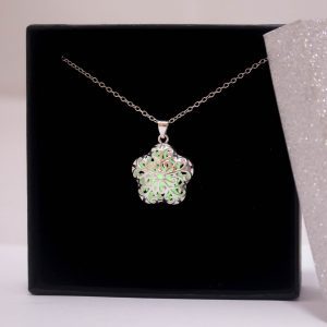 Estrella collar Cromoterapia (Verde)